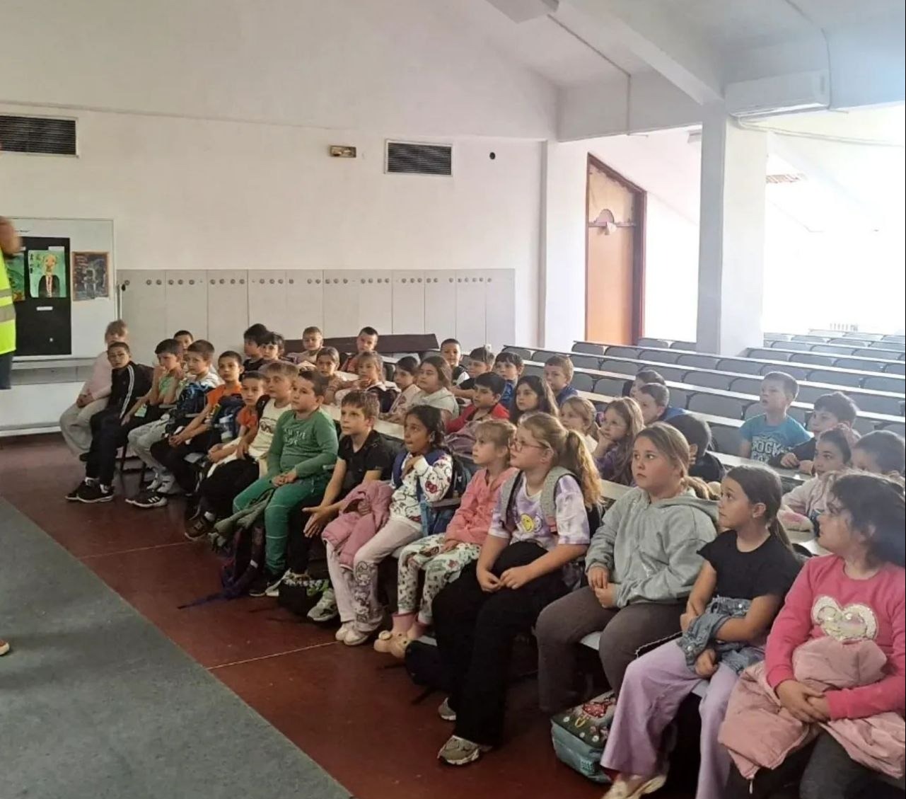 Djaci OŠ"Nikola Tesla", u Vinči