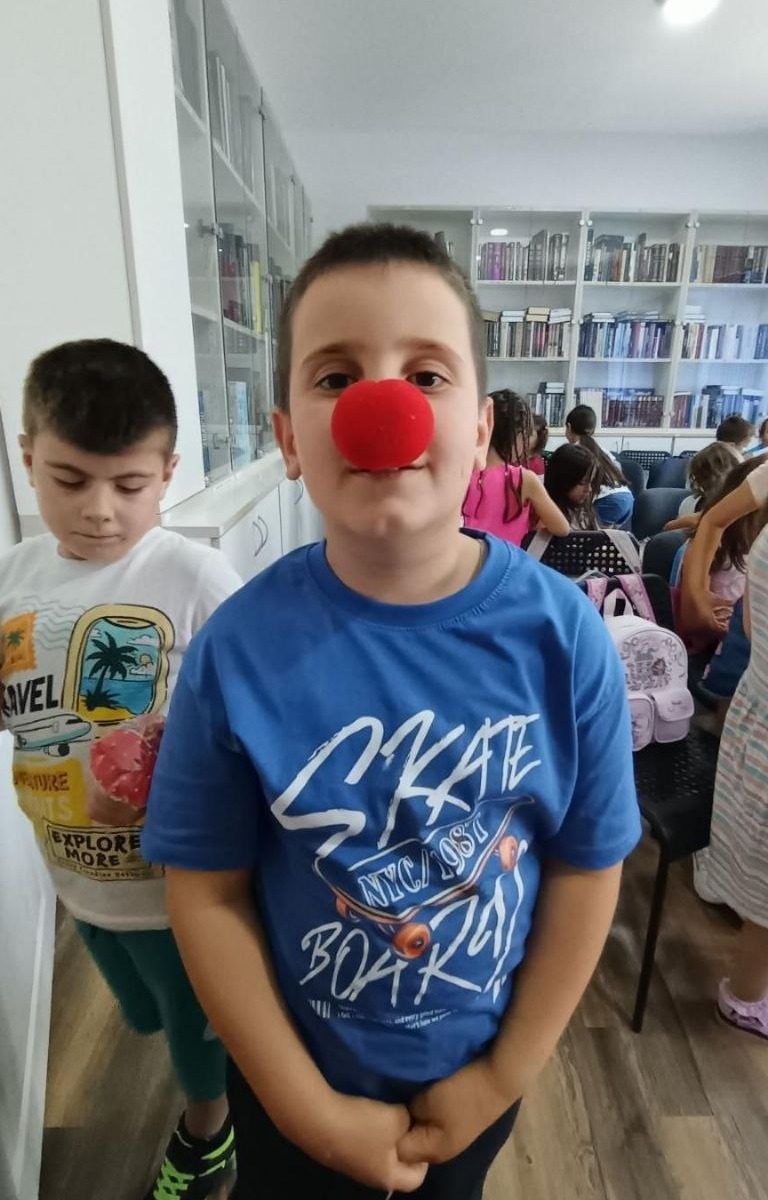 Predškolci iz vrtića „Lane“ posetili su biblioteku „Ilija Garašanin“ u Grockoj