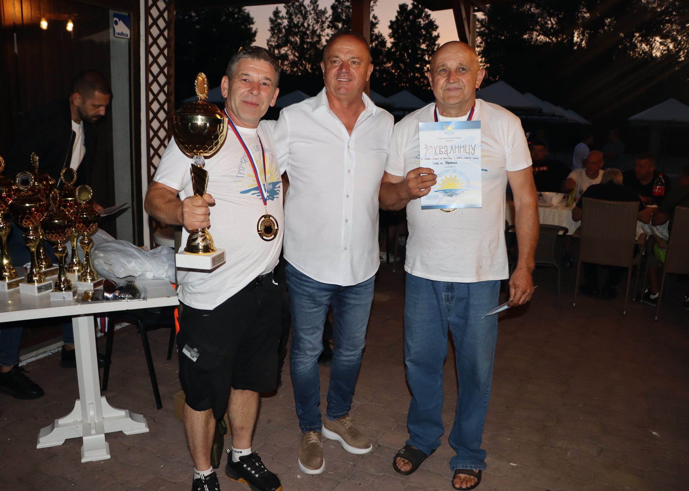 U okviru programa 58. „Gročanskih svečanosti“, na prelepom priobalju „Malina Oaza“, održano je tradicionalno takmičenje u kuvanju lovačkog gulaša