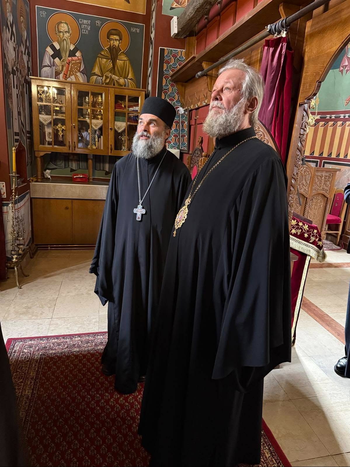Mitropolit Kišinjevski i sve Moldavije Vladimir posetio manastir Rajinovac