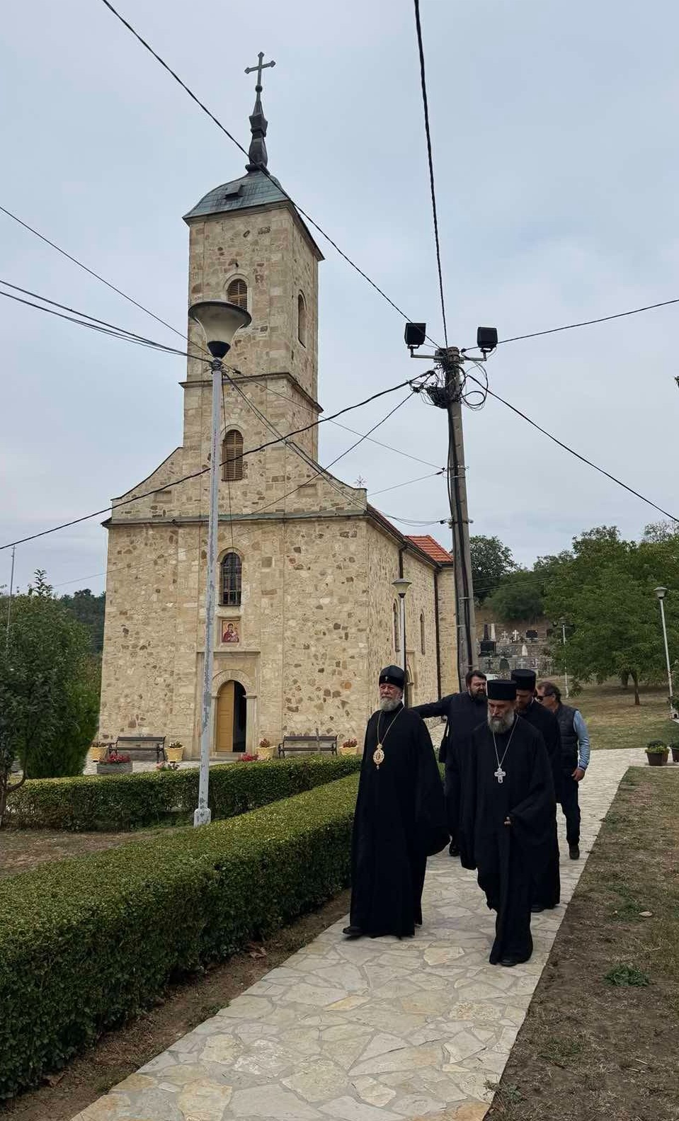 Mitropolit Kišinjevski i sve Moldavije Vladimir posetio manastir Rajinovac