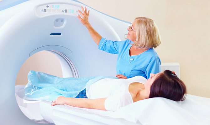 Mame na prvom mestu: Skeneri i mamografi stižu u domove zdravlja širom Srbije