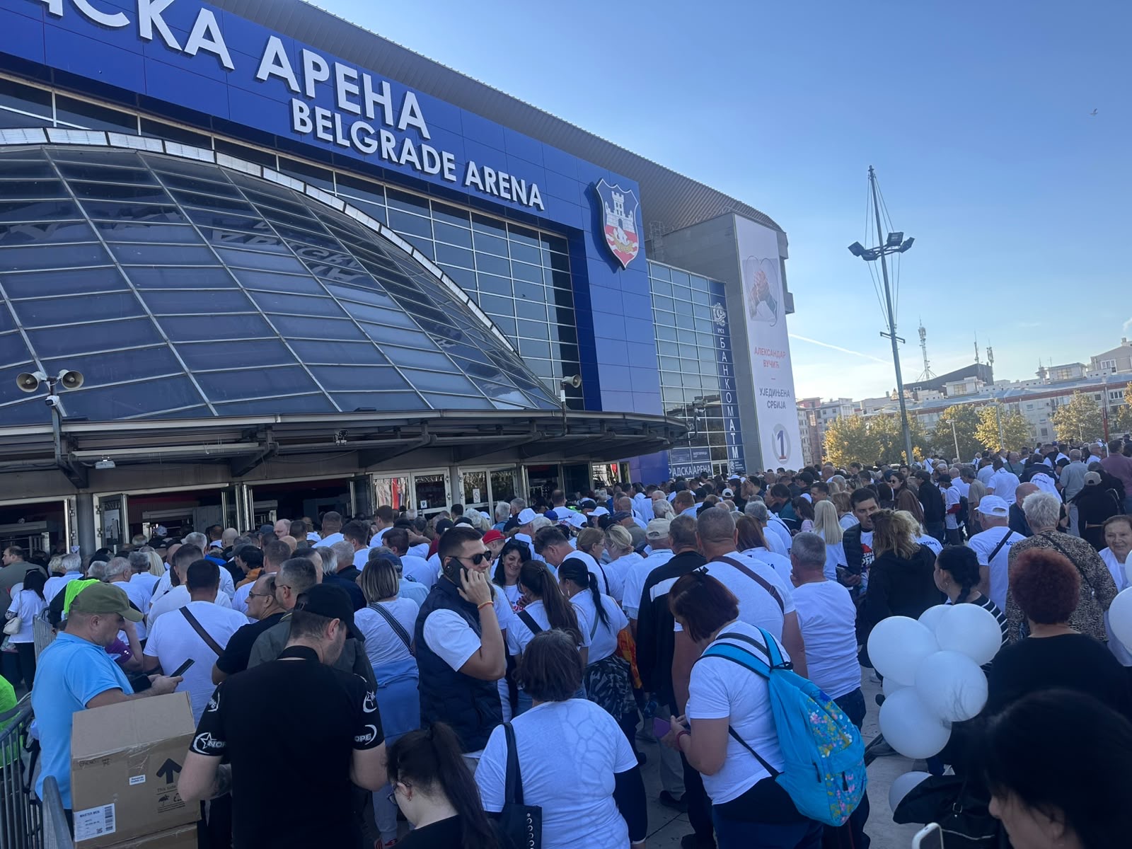 Veliki skup u Areni